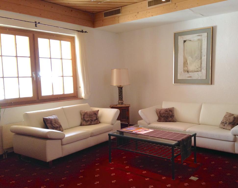 Catrina Hotel Disentis Eksteriør billede