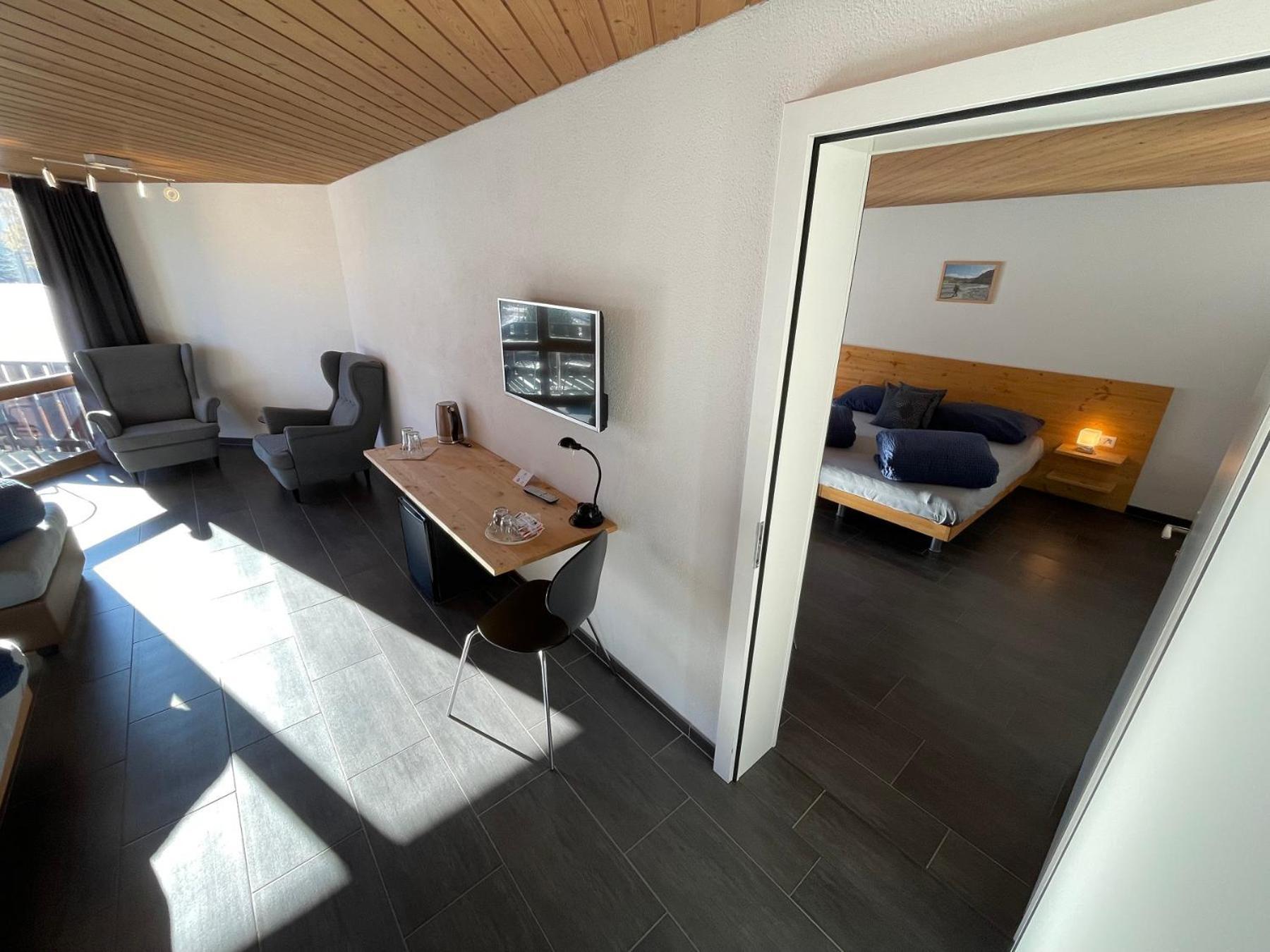 Catrina Hotel Disentis Værelse billede