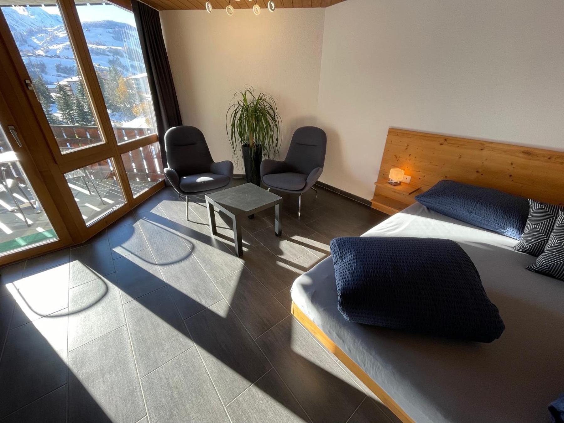 Catrina Hotel Disentis Værelse billede