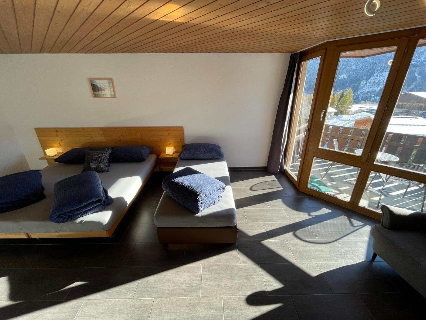 Catrina Hotel Disentis Værelse billede